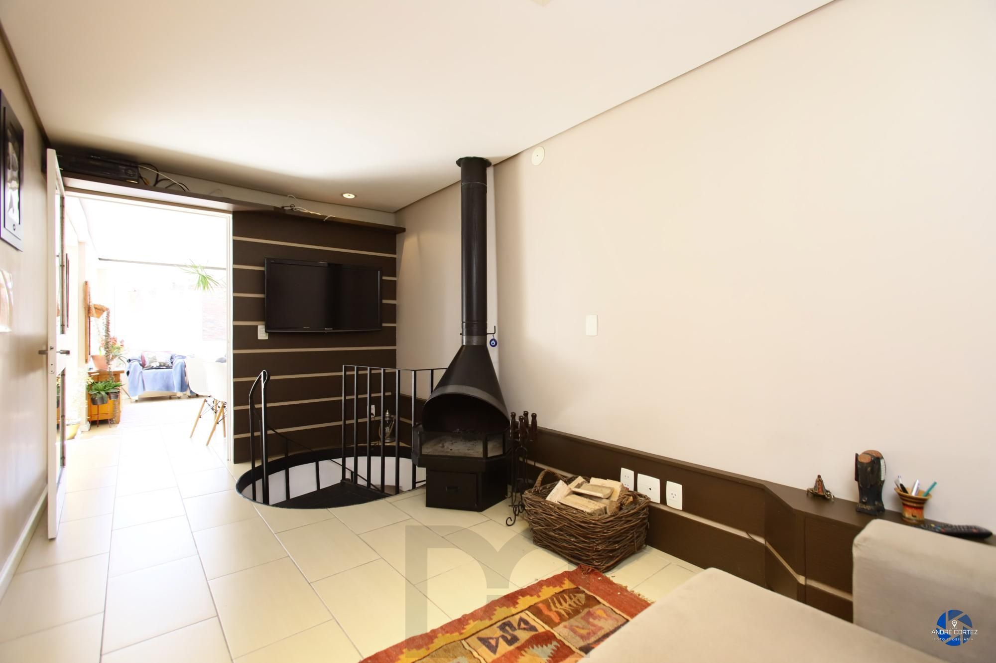 Vende cobertura: Piso inferior:  03 dormitórios, 02 banheiros, living 2 ambientes, cozinha americana. — foto 28