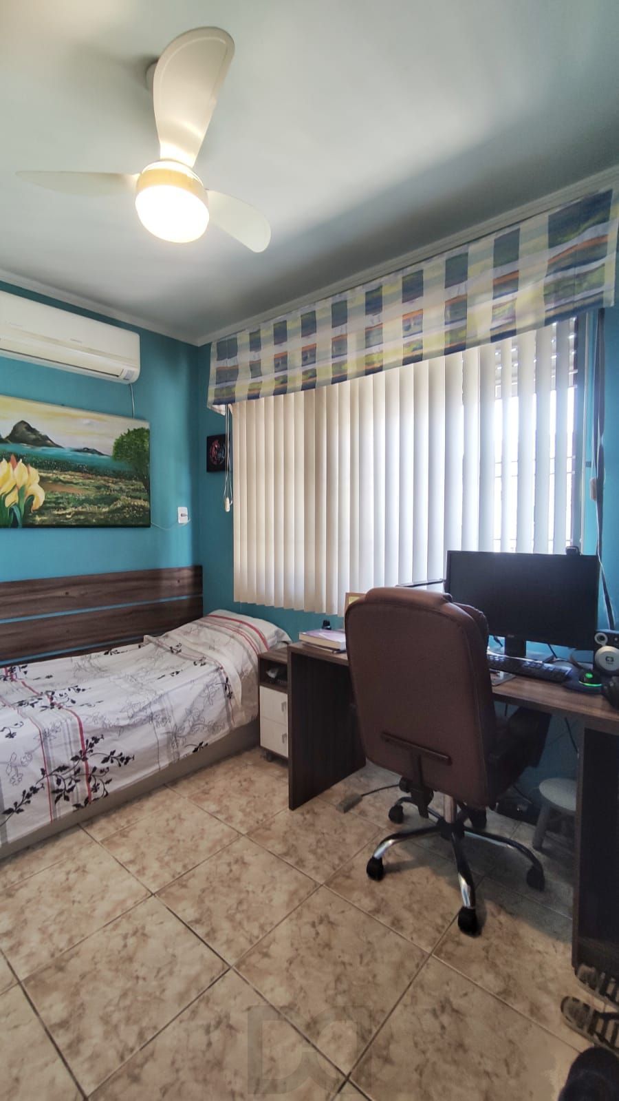 Casa com 4 Quartos e 2 banheiros e 2 Suites à Venda, 153 m² por R$ 990.000 — foto 12