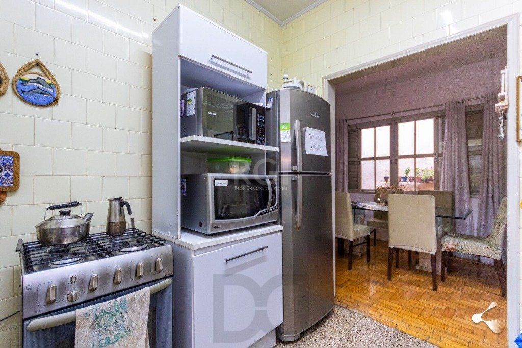 Casa para Venda - 221m², 4 dormitórios, sendo 1 suites, 2 vagas - São Geraldo — foto 9
