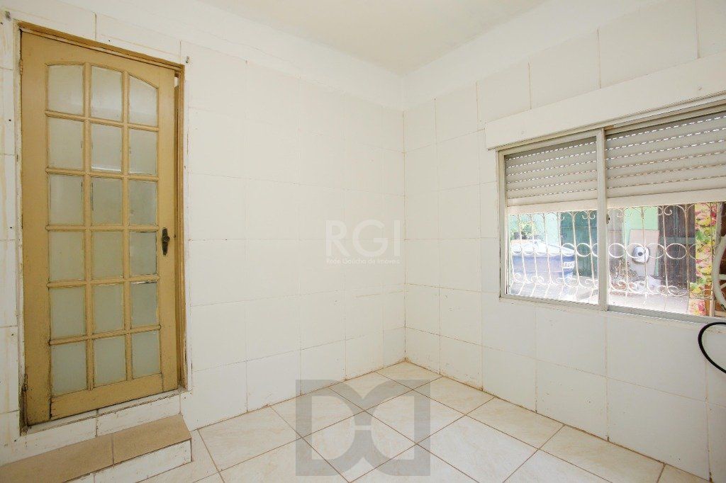 Casa para Venda - 350m², 3 dormitórios, 3 vagas - Passo da Areia — foto 13