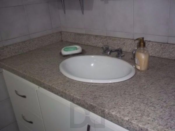 Apartamento no Bairro Higienópolis em Porto Alegre — foto 8
