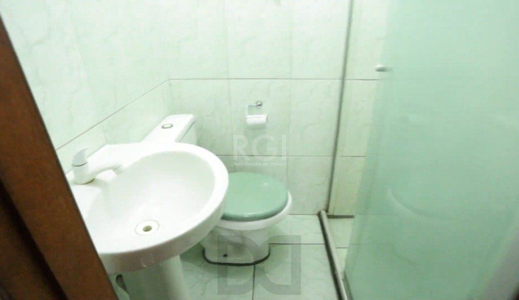 Casa para Venda - 180m², 3 dormitórios, sendo 1 suites, 3 vagas - Sarandi — foto 15