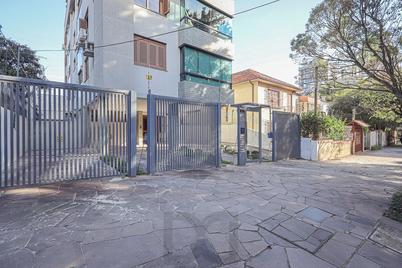 Apartamento 02 Quartos no Bairro Petrópolis em Porto Alegre — foto 26