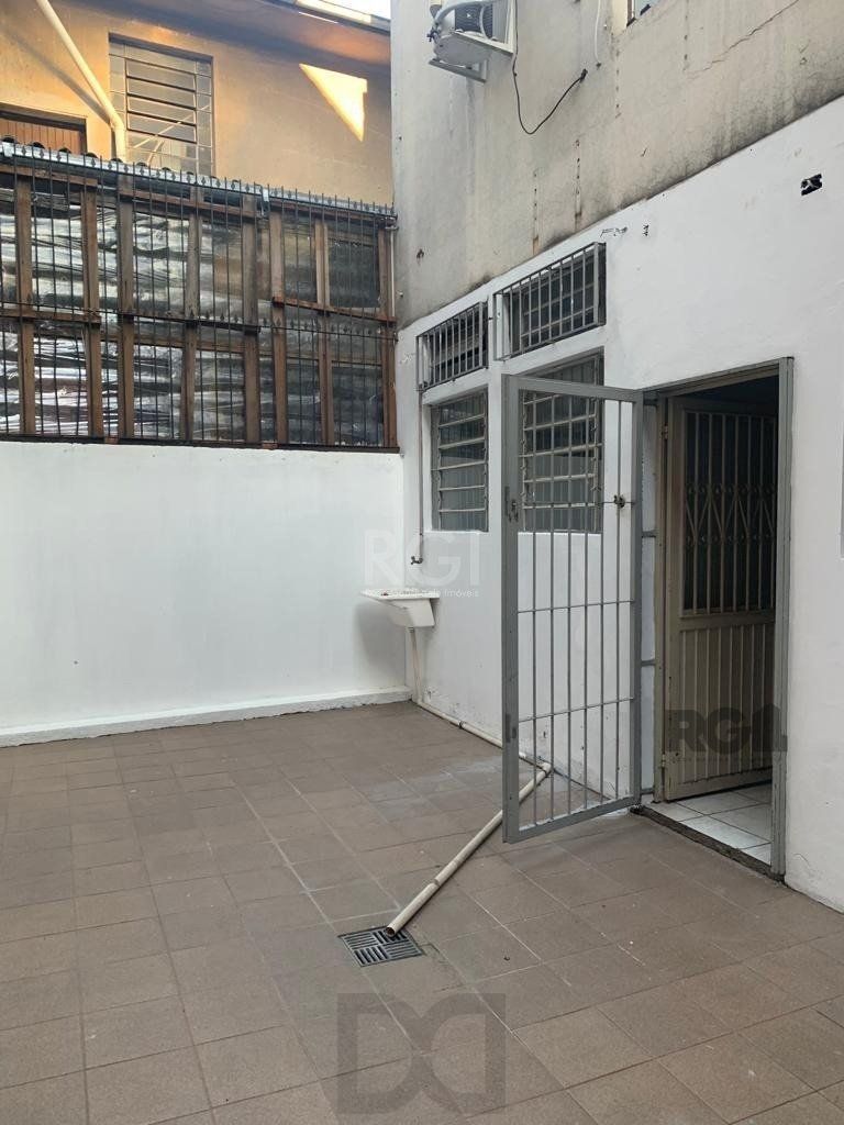 prédio comercial, com 03 andares, loja térrea, mais 04 salas. — foto 16