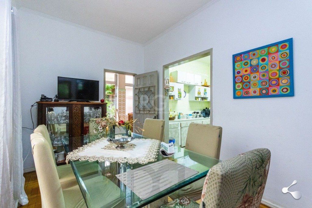 Casa para Venda - 221m², 4 dormitórios, sendo 1 suites, 2 vagas - São Geraldo — foto 2