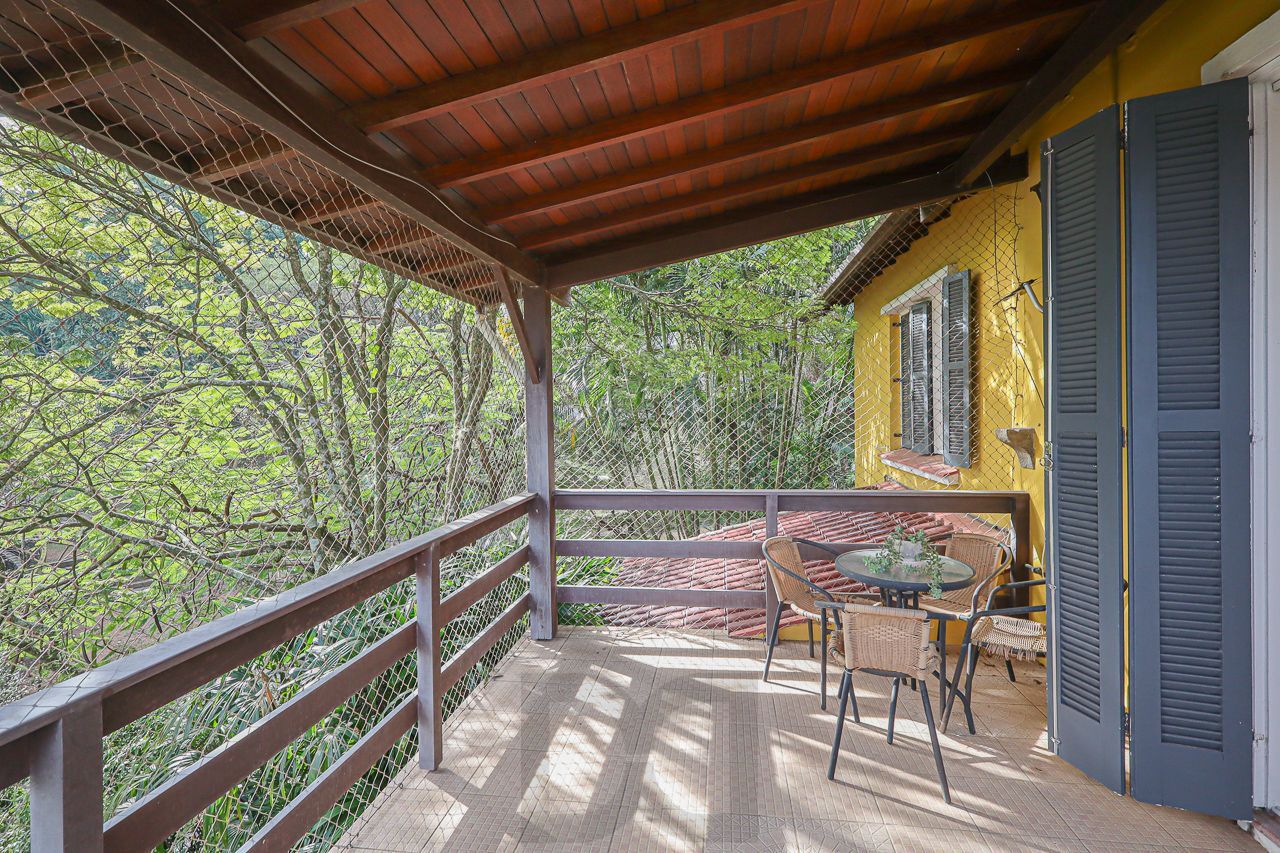 Casa em Petrópolis com terreno de 460 m2 — foto 49