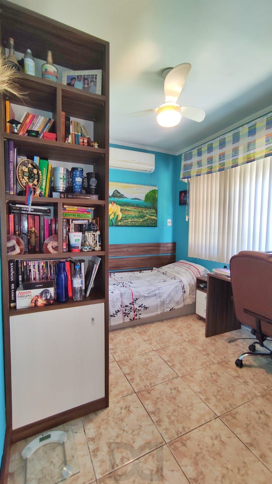 Casa com 4 Quartos e 2 banheiros e 2 Suites à Venda, 153 m² por R$ 990.000 — foto 13