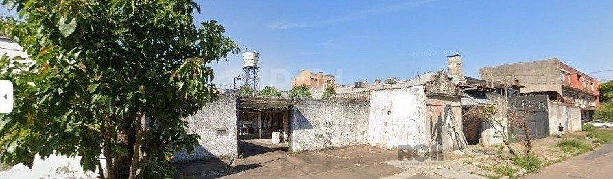 Terreno localizado no bairro Floresta com 1266 m² — foto 1