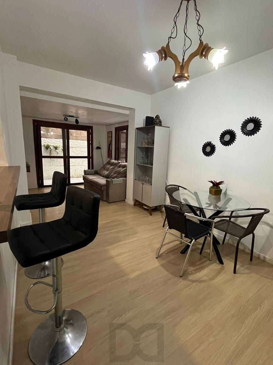 Apartamento a venda, 2 quartos, 38m² no Bairro Menino Deus — foto 1