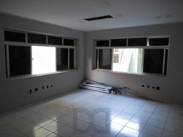 Casa Comercial, 242m², 5 vagas, Bairro Floresta — foto 10