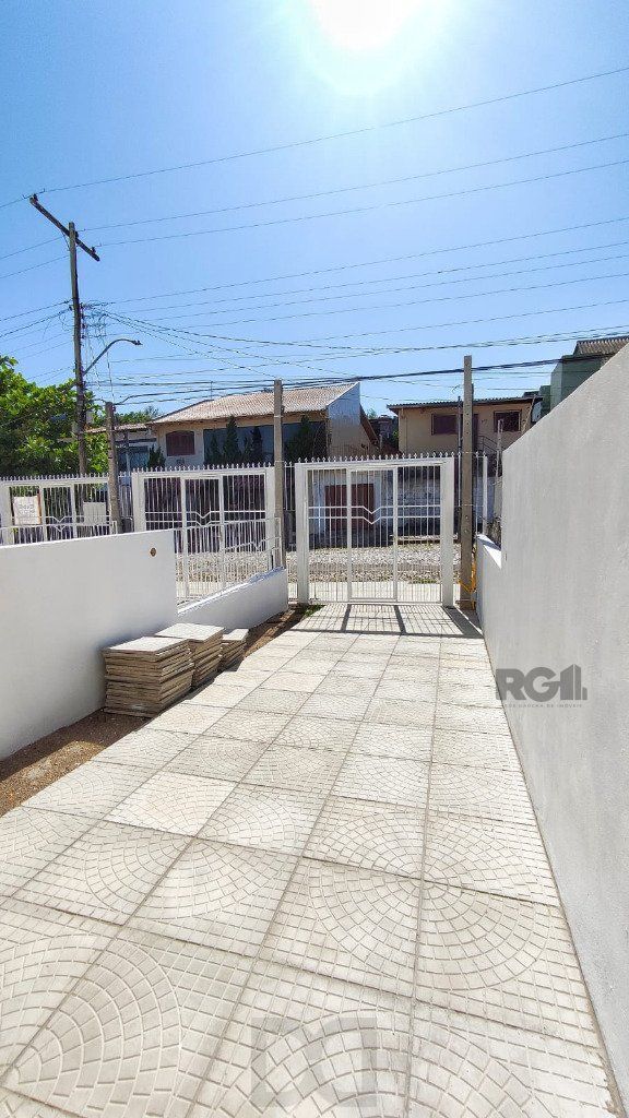 Sobrado Pronto, no Jardim Itu-Sabará: 2 Dormitórios, 1 Suíte. — foto 3