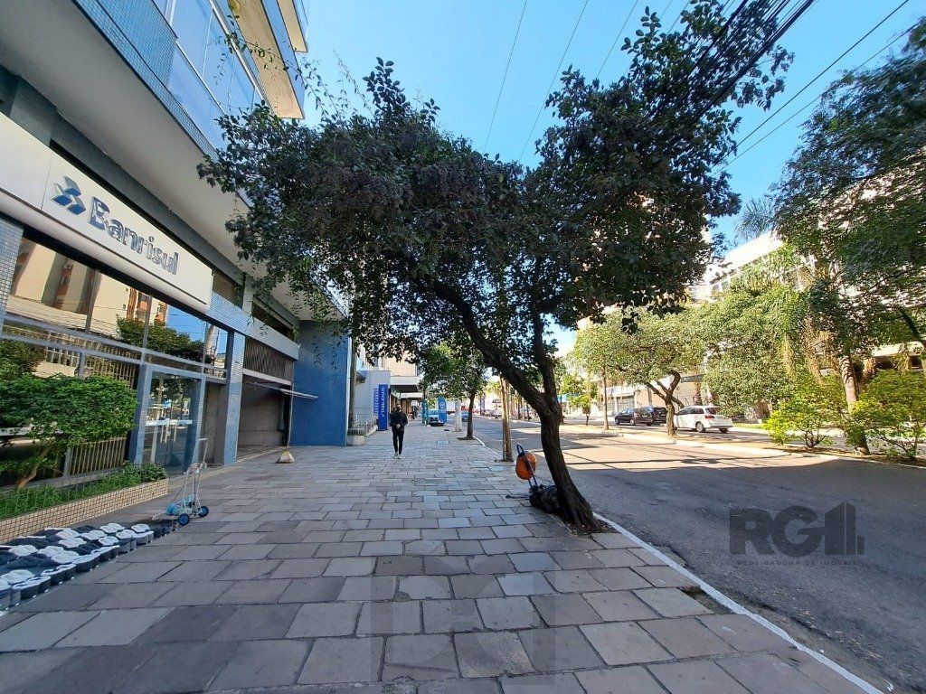 Vendo excelente cobertura com vista cinematografia, no Bairro Floresta. — foto 85