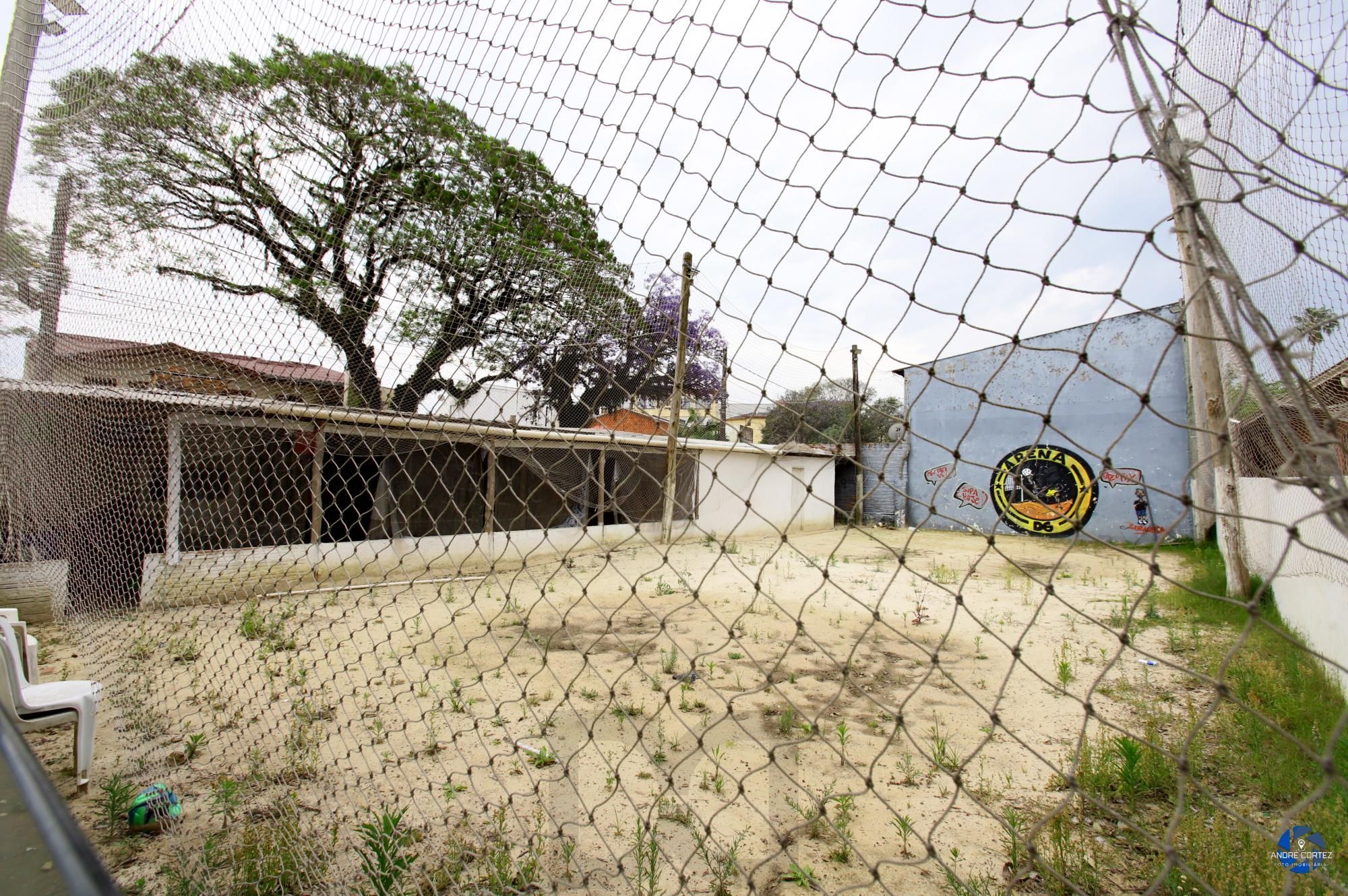 Oportunidade ! Terreno de esquina com 259,04 m2 , próximo a Bento Gonçalves, Carrefour e Igreja São Jorge — foto 1