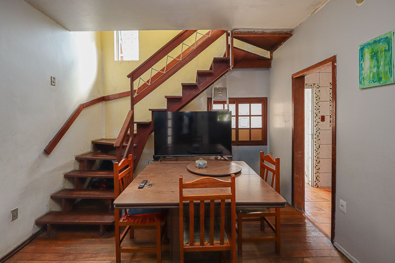 Vende sobrado com 3 dormitórios no bairro Floresta Porto Alegre/RS — foto 3