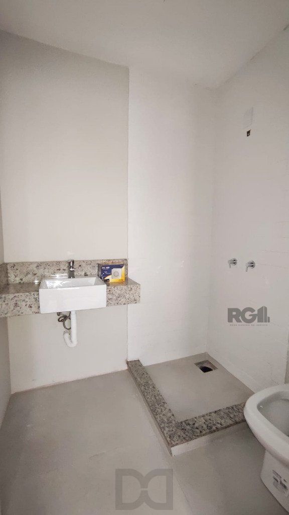 Sobrado a Venda no Residencial Verdes Campos na Rua Anna Abruzzi. — foto 16