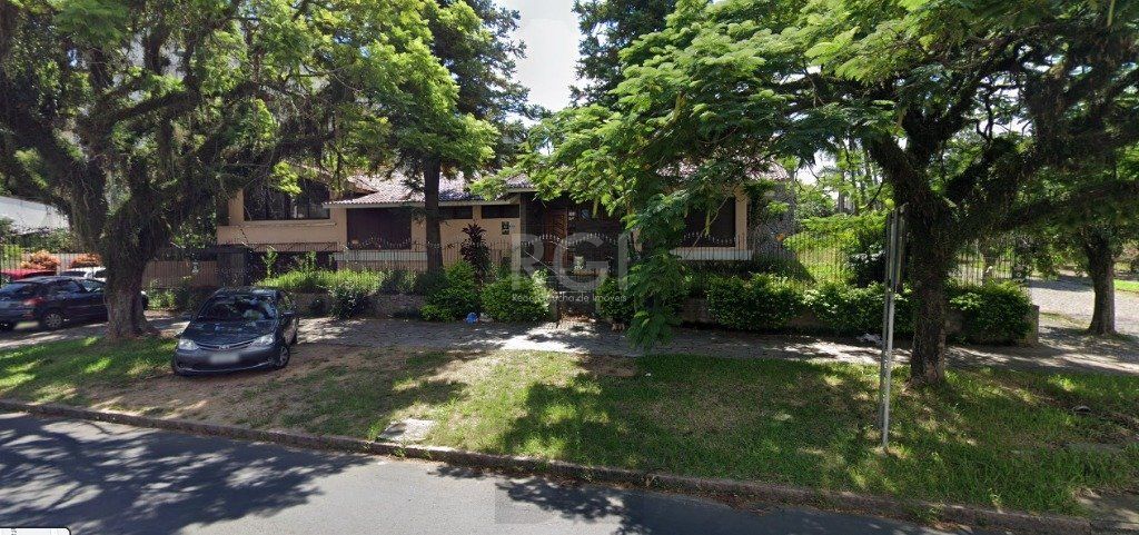 Casa para Venda - 400m², 4 dormitórios, sendo 1 suites, 4 vagas - Jardim Lindóia — foto 2