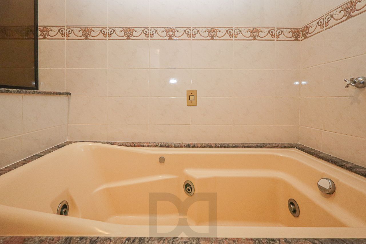 Casa em Petrópolis com terreno de 460 m2 — foto 17