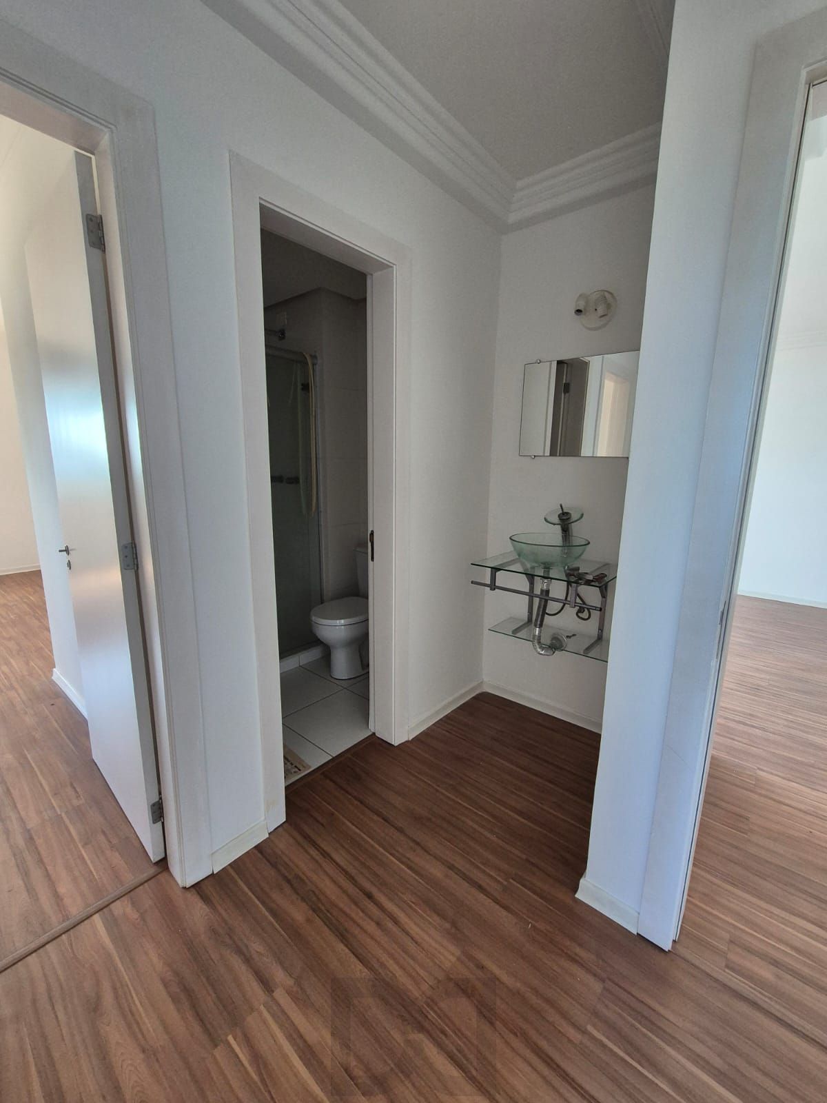 Apartamento 03 dormitórios no Bairro Cristo Redentor em Porto Alegre. — foto 8