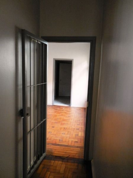 Casa Comercial, 242m², 5 vagas, Bairro Floresta — foto 11