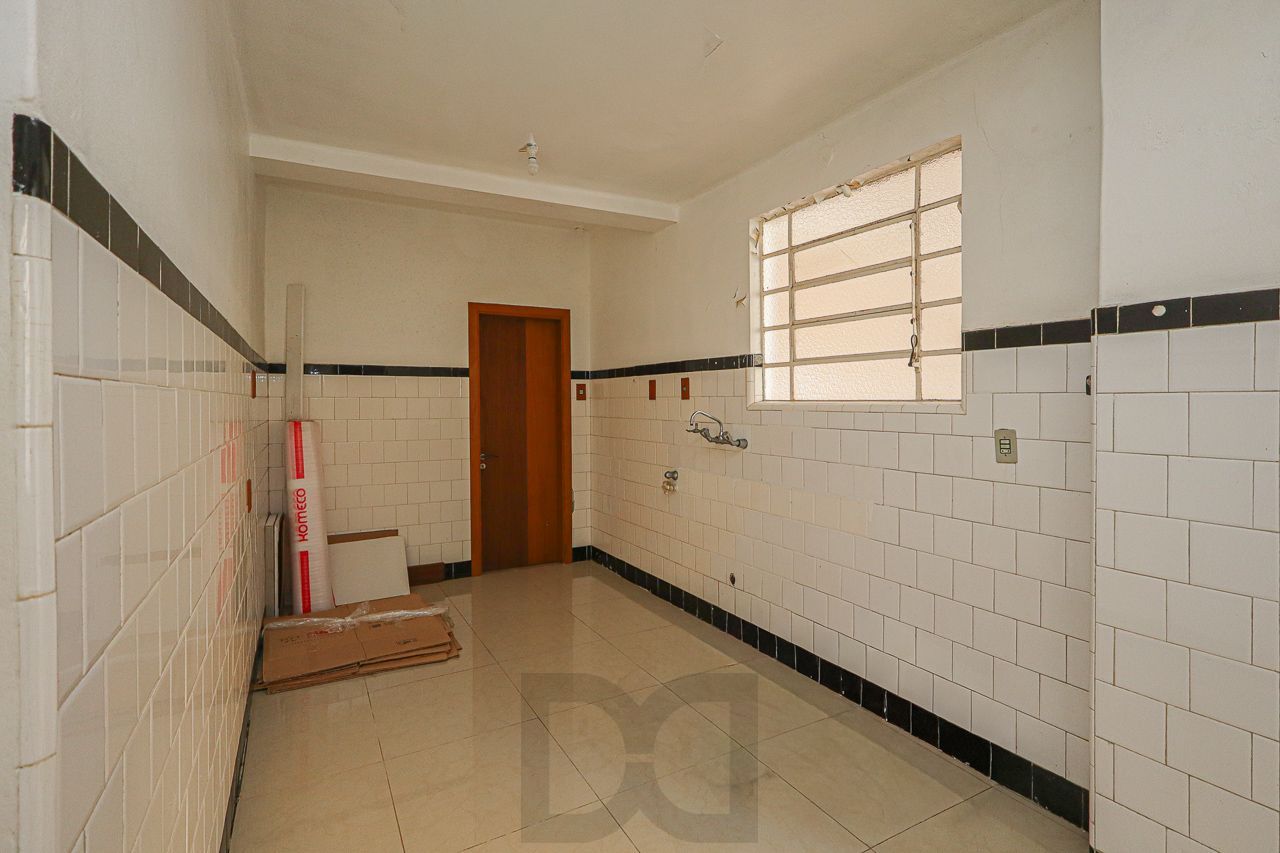 Casa à venda, 3 dormitórios, 316m², 4 vagas de garagem, Bairro São Geraldo — foto 27
