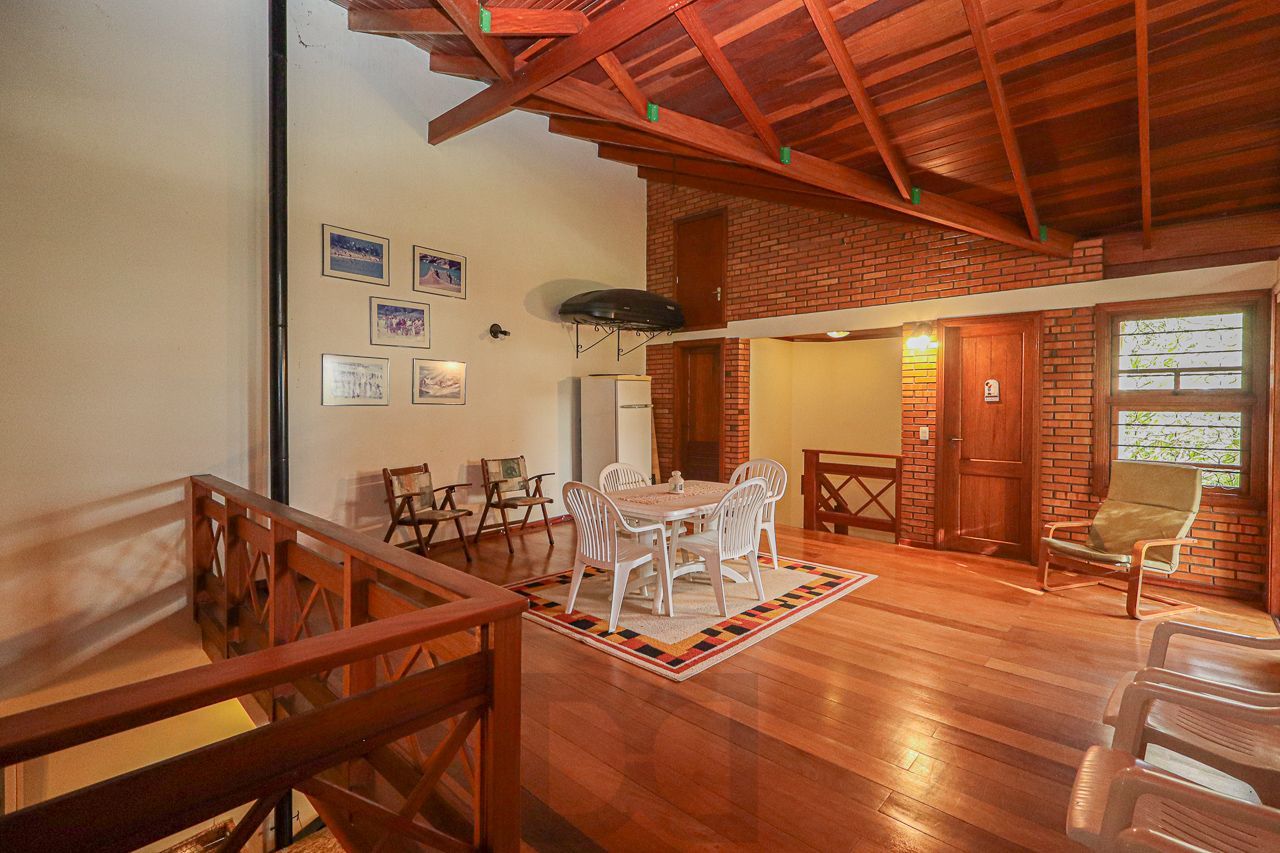 Casa em Petrópolis com terreno de 460 m2 — foto 68