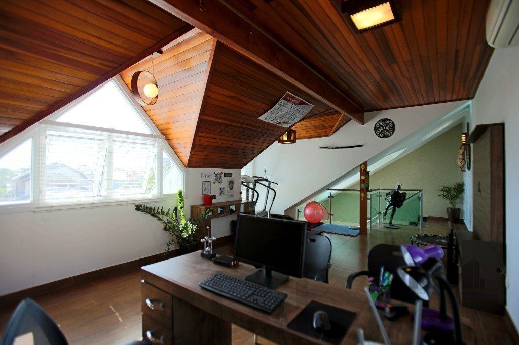 Casa 3 dormitórios, 300m², 3 banheiros, 4 garagens, Bairro Ecoville — foto 46