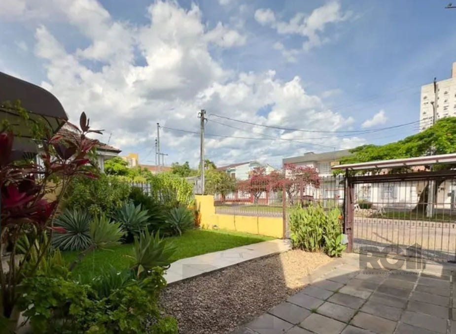 Casa sobrado no Partenon de 5 dormitórios — foto 12