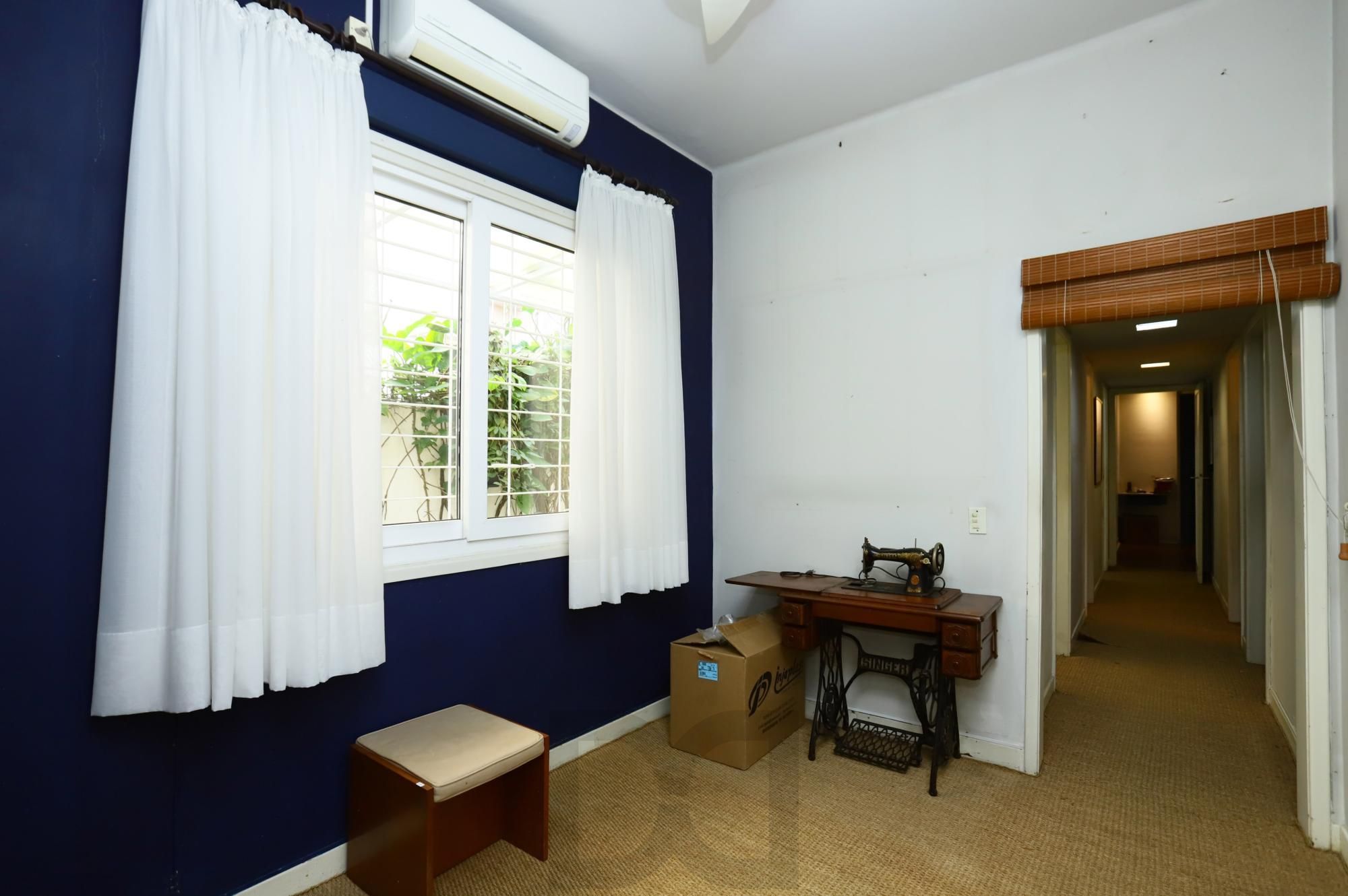 Casa no Bairro Petrópolis em Porto Alegre - Rua calma junto Av. Protásio Alves — foto 26