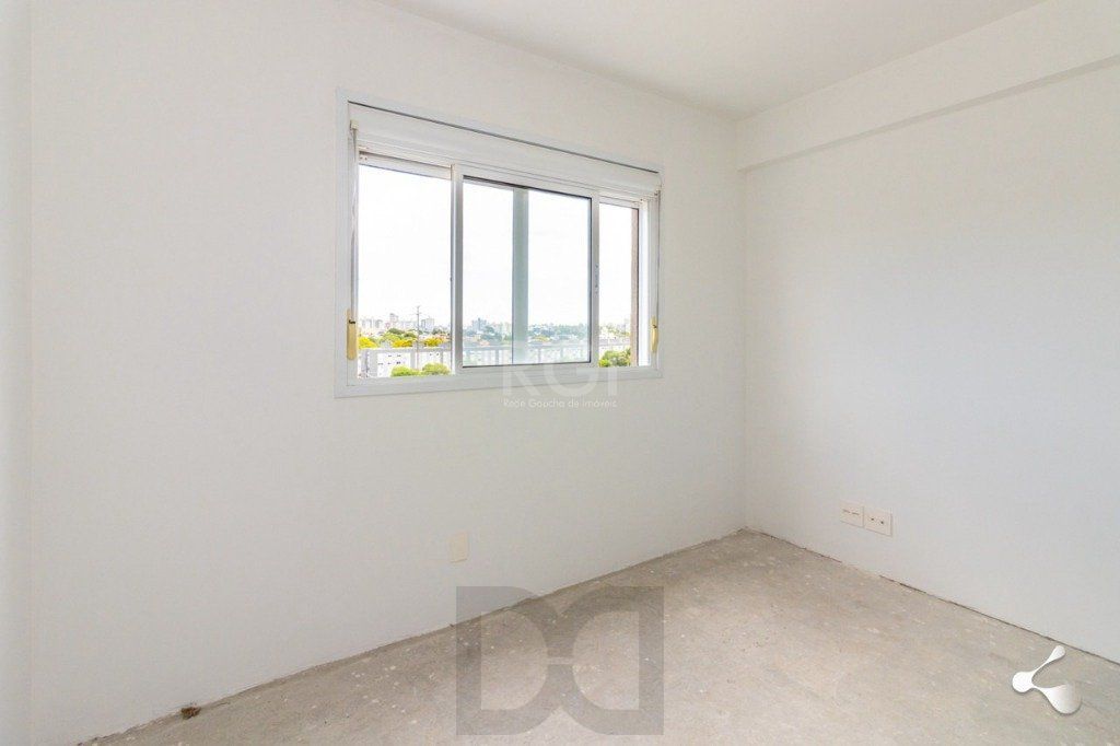 vende 03 dormitórios, living para dois ambientes, banheiro social, cozinha com churrasqueira e área de serviço com garagem — foto 4