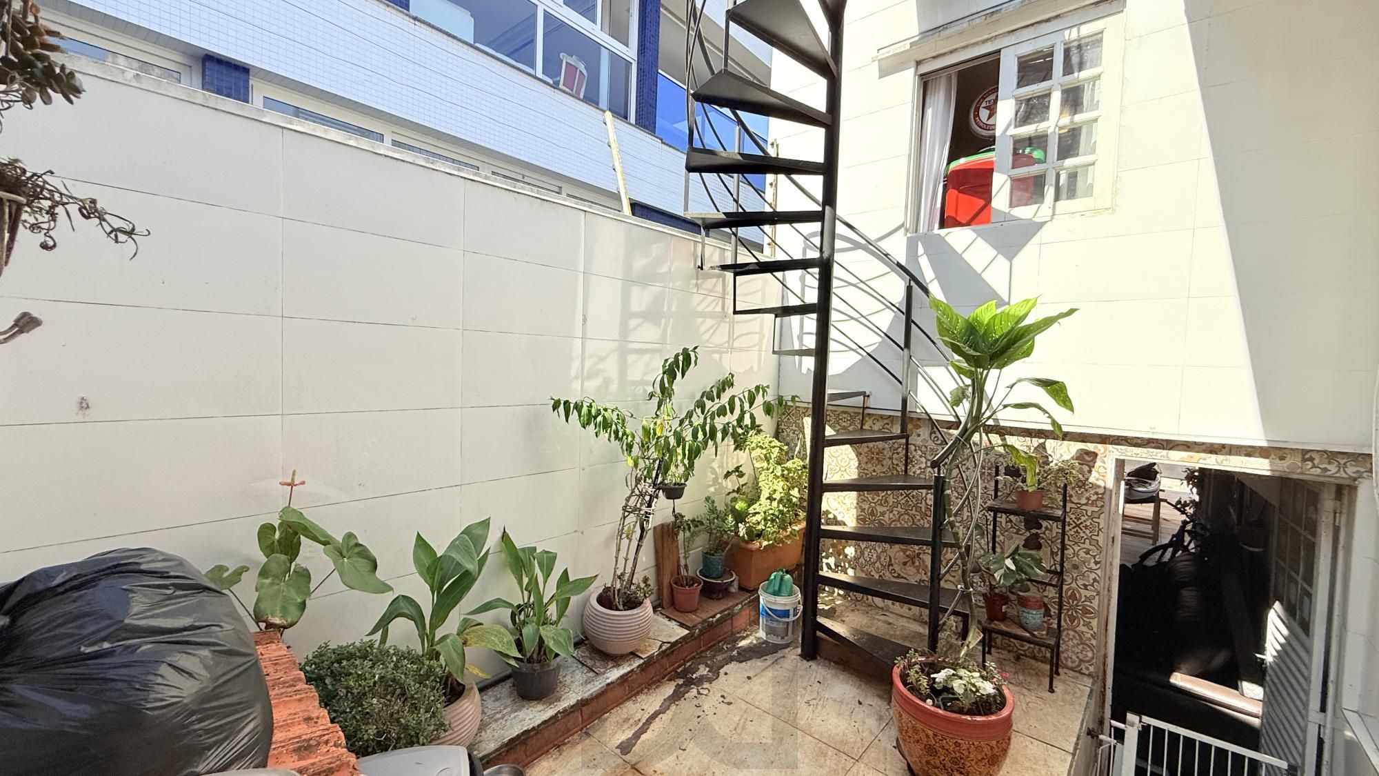 Casa Residencial  3 dormitórios com Piscina na Vila Assunção em Porto Alegre RS — foto 24