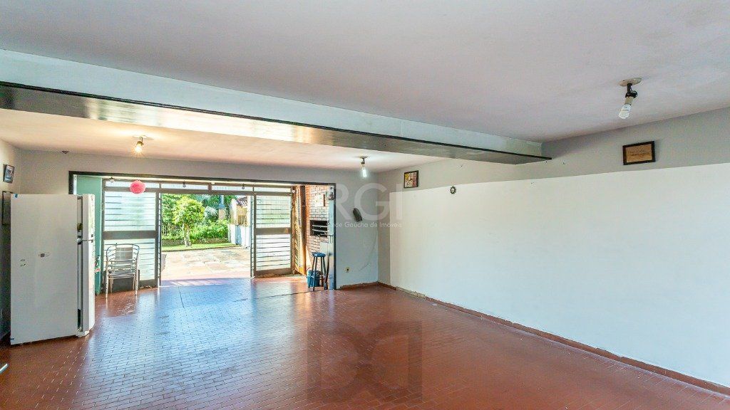 Vende casa com 05 quartos e garagem para 5 carros. — foto 25