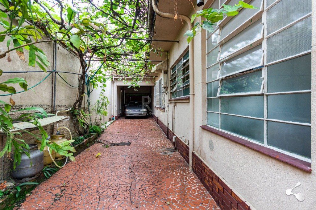 Casa para Venda - 221m², 4 dormitórios, sendo 1 suites, 2 vagas - São Geraldo — foto 32