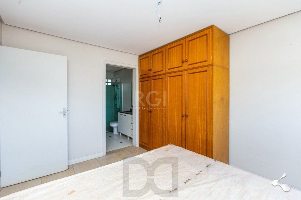 Cobertura de 03 dormitórios sendo 01 suíte e garagem. — foto 45