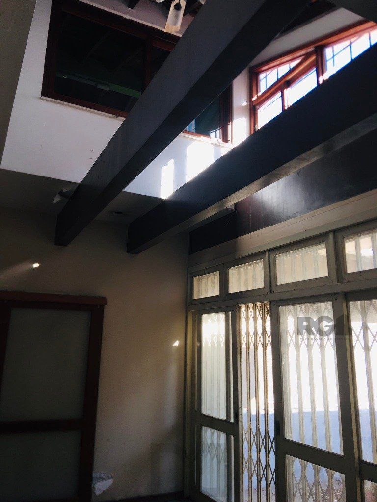 Casa para Venda - 400m², 4 dormitórios, sendo 1 suites, 4 vagas - Jardim Lindóia — foto 15