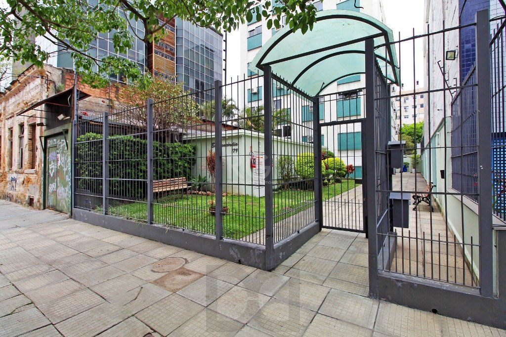 Apartamento para Venda - 63.88m², 2 dormitórios, Cidade Baixa — foto 2