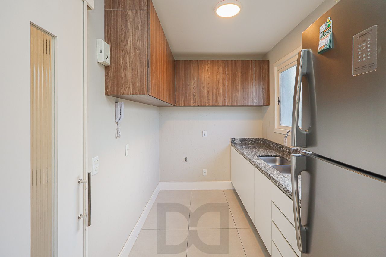 Apartamento 02 Quartos no Bairro Petrópolis em Porto Alegre — foto 10
