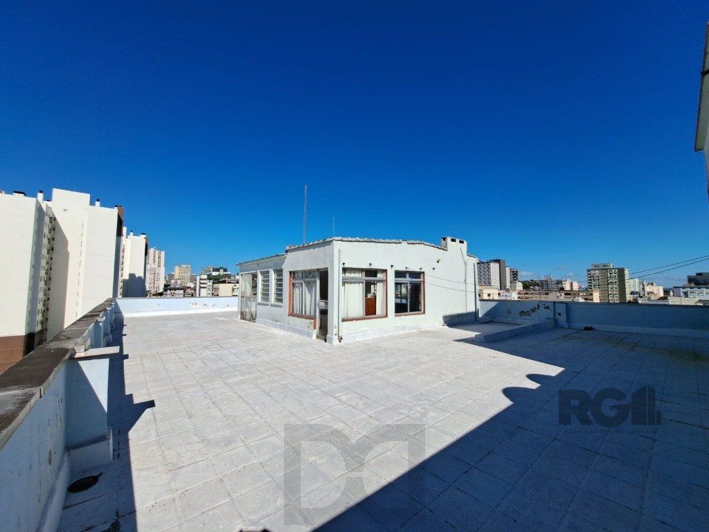 Vendo excelente cobertura com vista cinematografia, no Bairro Floresta. — foto 56