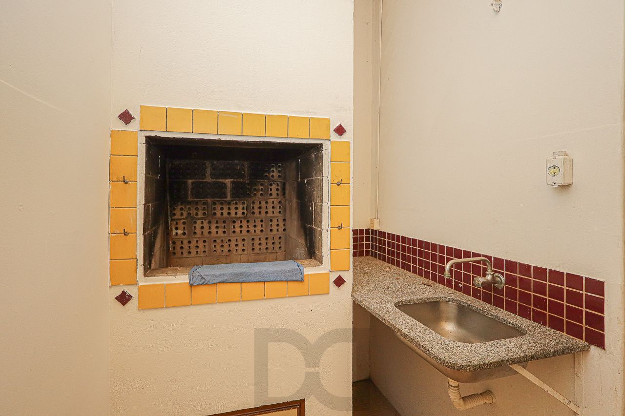 Prédio Comercial com entrada para caminhão — foto 19