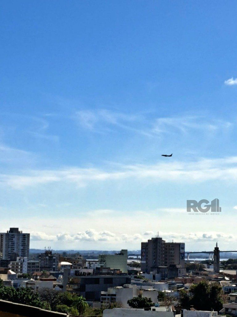 Vendo excelente cobertura com vista cinematografia, no Bairro Floresta. — foto 57