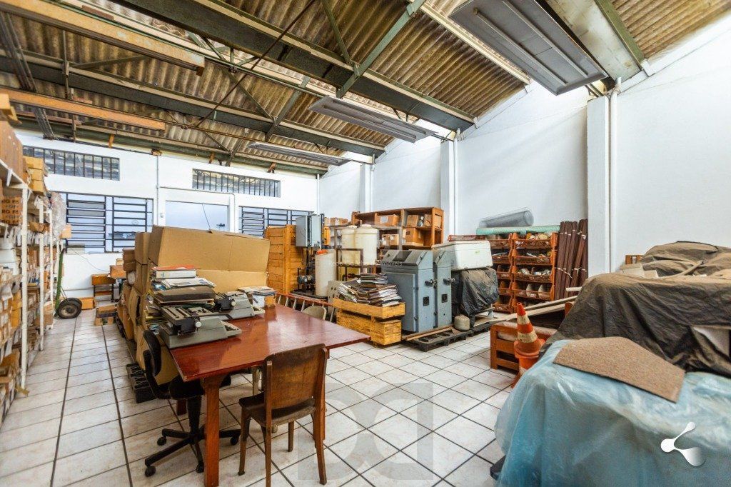 Prédio comercial, 04 banheiros, 500 m² área, Bairro Higiênópolis — foto 18