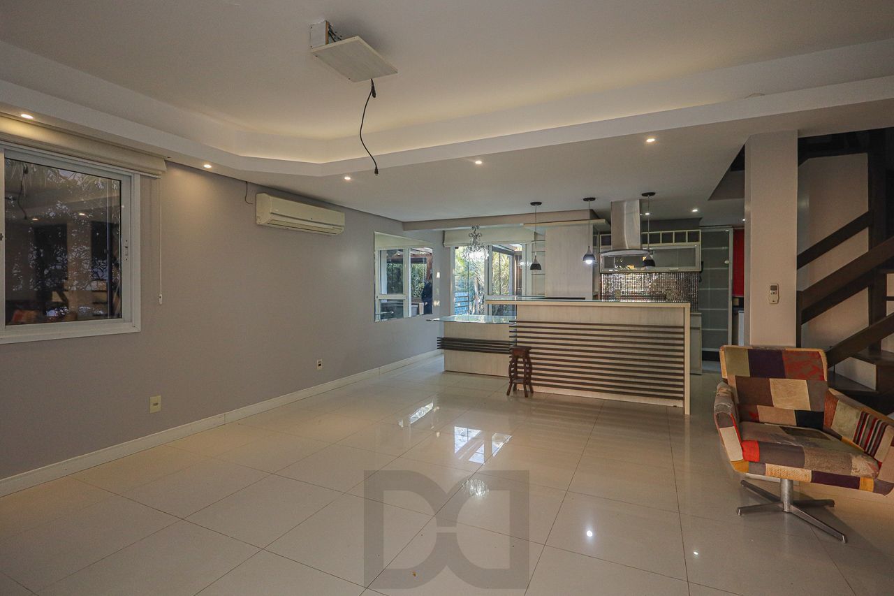Casa em Bairro exclusivo e condominio fechado com infra estrutura — foto 1