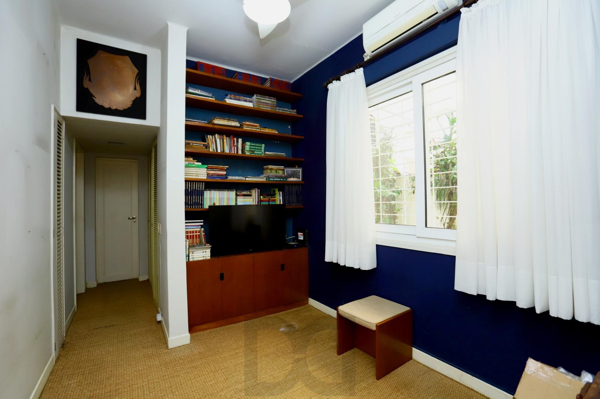Casa no Bairro Petrópolis em Porto Alegre - Rua calma junto Av. Protásio Alves — foto 37