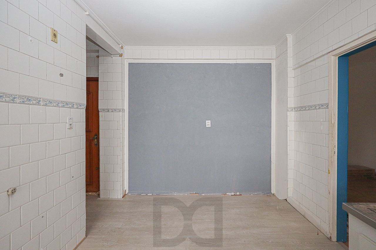 Apartamento 02 dormitórios no Bairro Floresta em Porto Alegre — foto 19