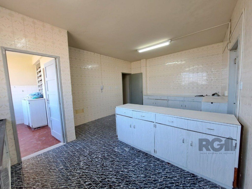 Vendo excelente cobertura com vista cinematografia, no Bairro Floresta. — foto 31