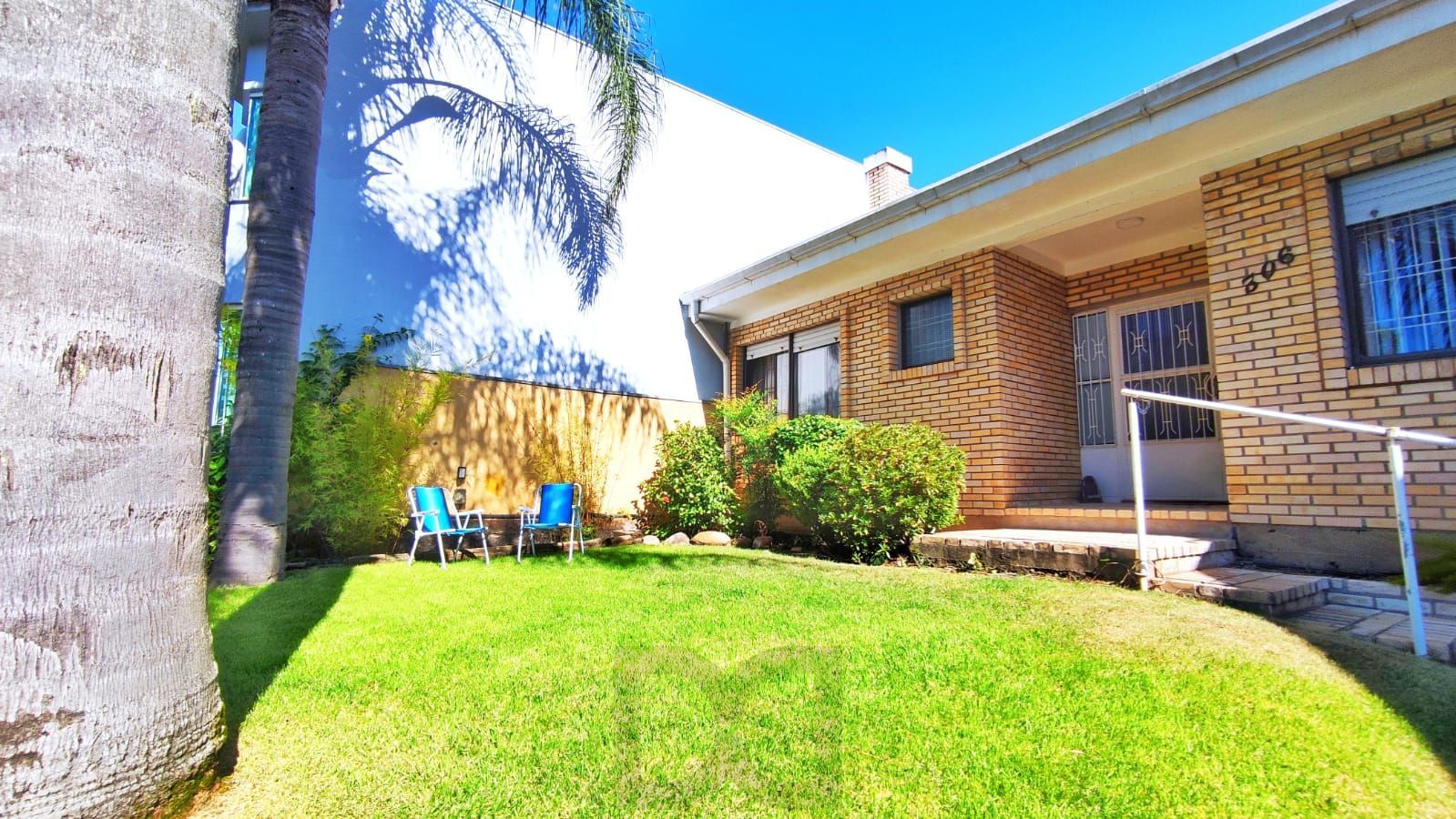 Casa com 4 Quartos e 2 banheiros e 2 Suites à Venda, 153 m² por R$ 990.000 — foto 32