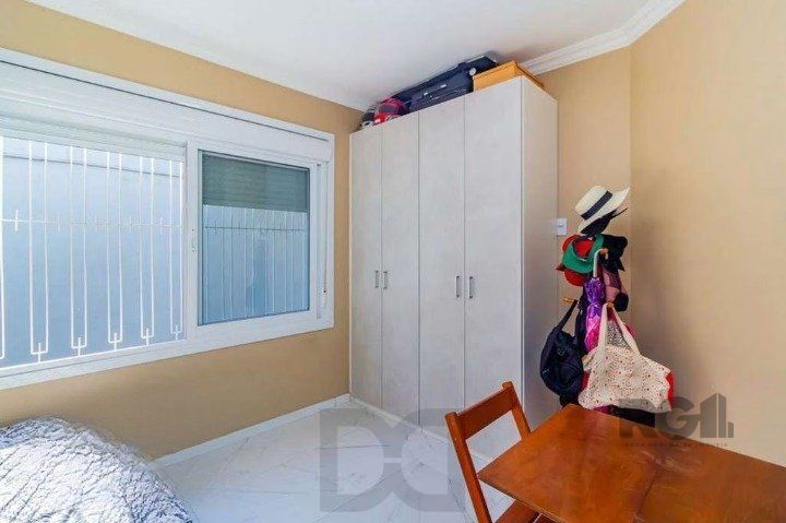 Vendo casa no Bairro Cristo Redentor em Porto Alegre. — foto 14