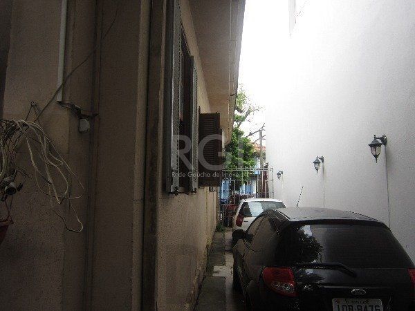 Casa para Venda - 137m², 1 dormitório, sendo 1 suites, 4 vagas - Floresta — foto 7