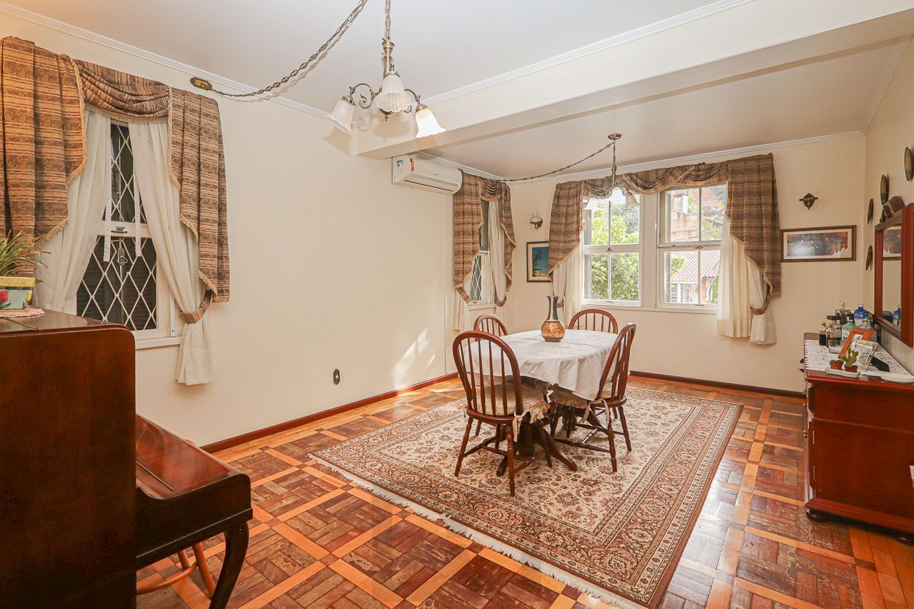 Casa em Petrópolis com terreno de 460 m2 — foto 11