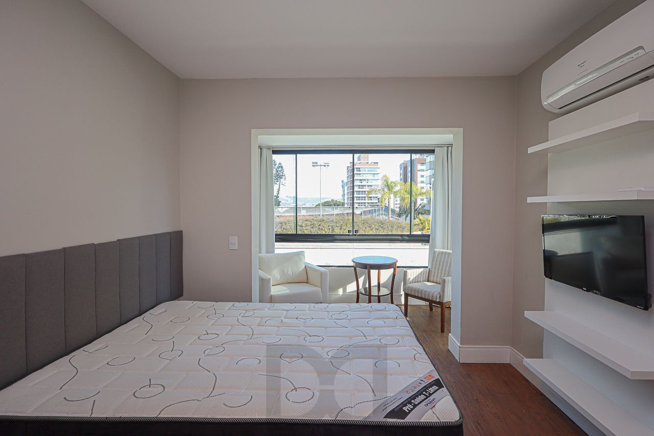 Apartamento 02 Quartos no Bairro Petrópolis em Porto Alegre — foto 20