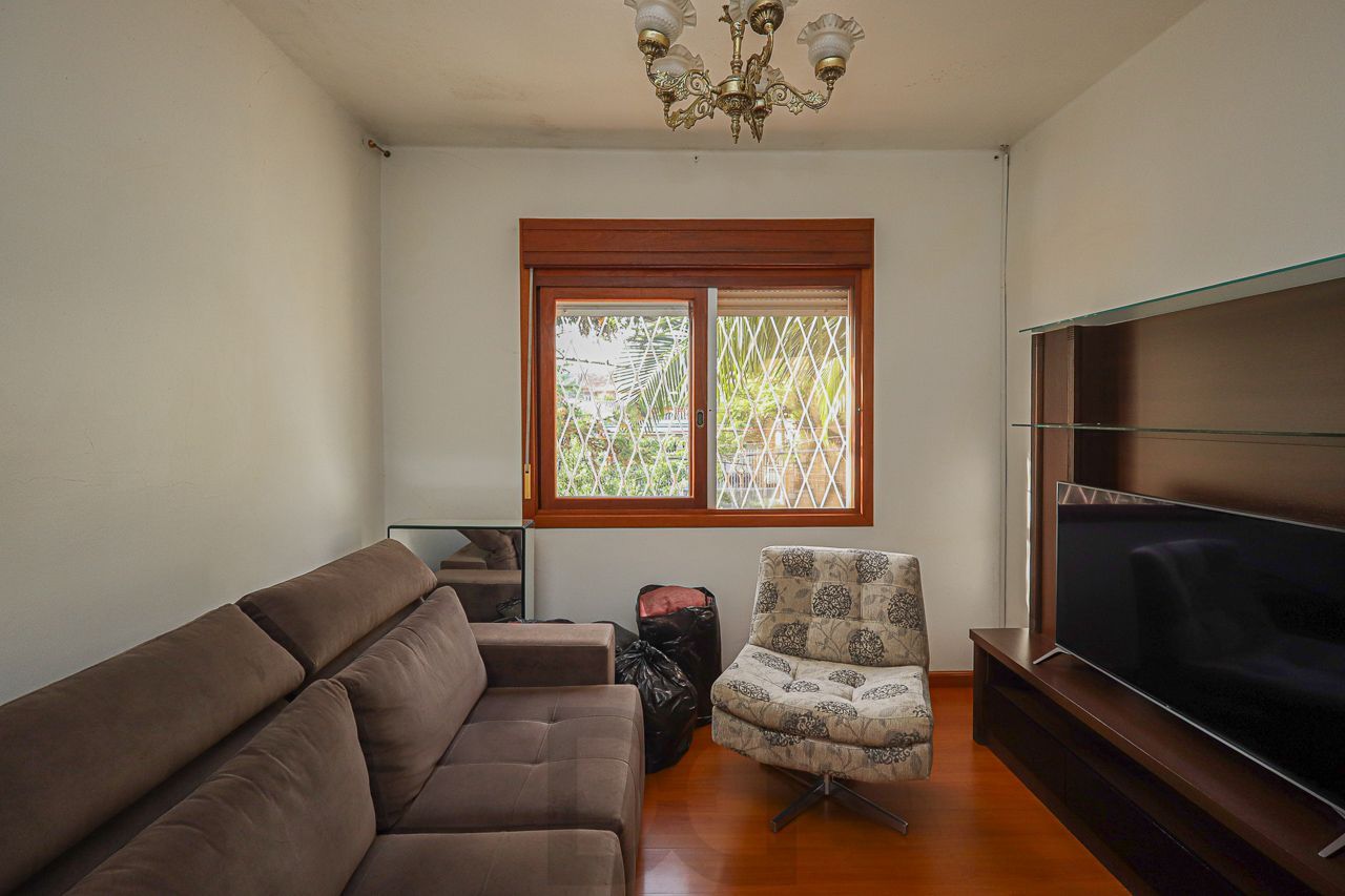Casa à venda, 3 dormitórios, 316m², 4 vagas de garagem, Bairro São Geraldo — foto 5